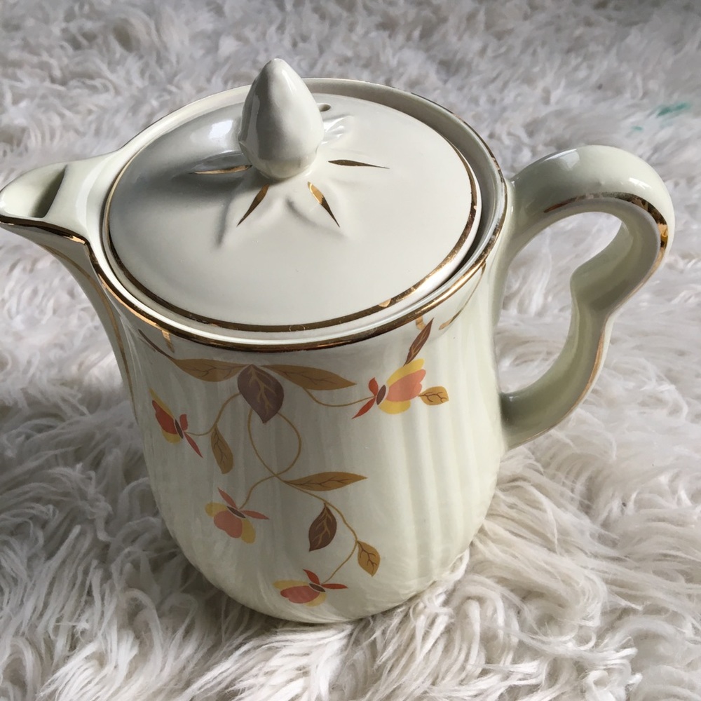 TEAPOT  8 inches